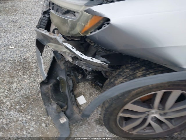 Honda Pilot Touring 2017 5FNYF5H90HB030940 Image 6