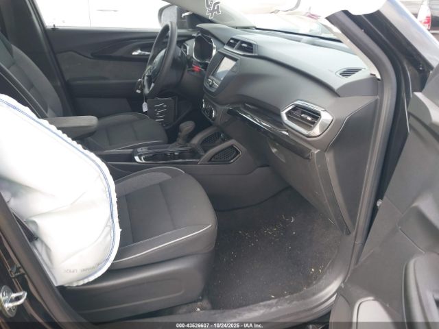 2022 CHEVROLET TRAILBLAZER KL79MRSL5NB097972 Photo 4