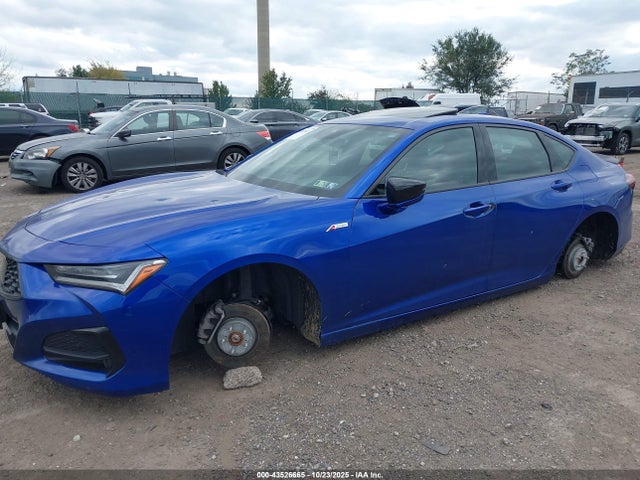 43526665 :رقم المزاد ، 19UUB5F58NA002948 vin ، 2022 Acura Tlx A-spec Package مزاد بيع