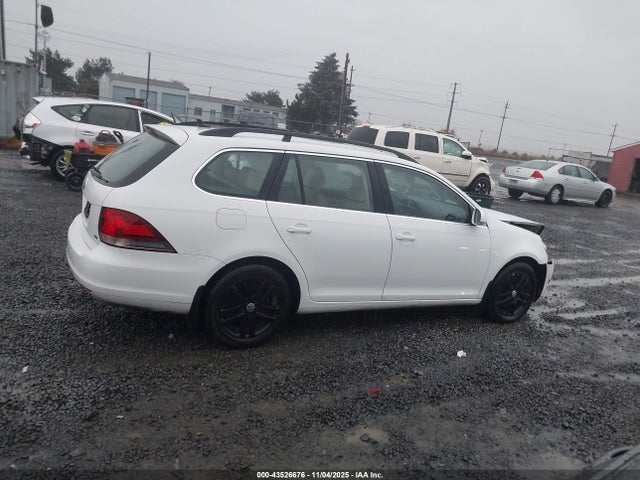 3VWPL7AJ1EM610027 Volkswagen Jetta Sportwagen 2.0l Tdi