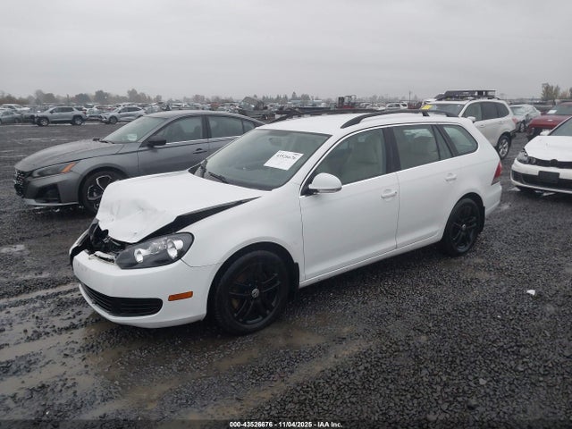 3VWPL7AJ1EM610027 Volkswagen Jetta Sportwagen 2.0l Tdi