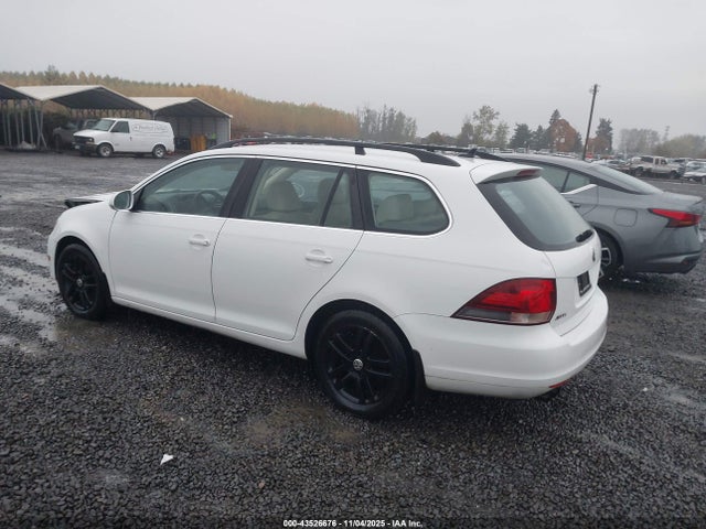 3VWPL7AJ1EM610027 Volkswagen Jetta Sportwagen 2.0l Tdi