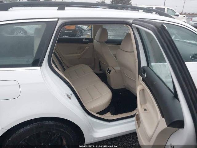 3VWPL7AJ1EM610027 Volkswagen Jetta Sportwagen 2.0l Tdi