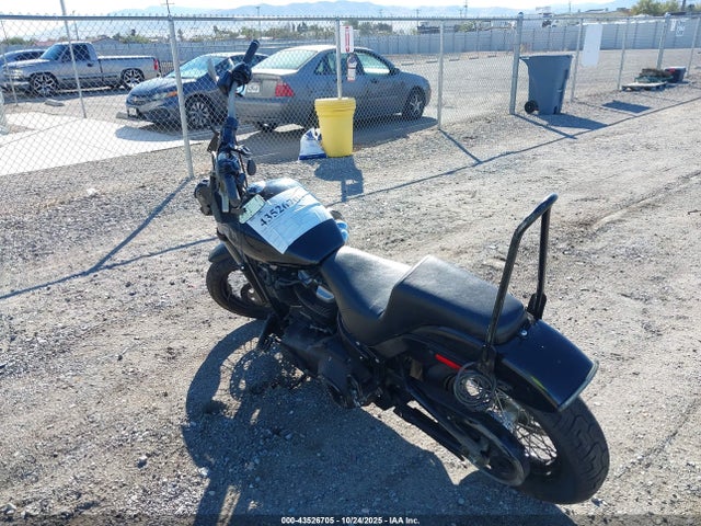 2019 HARLEY-DAVIDSON FXBB 1HD1YJJ67KB032603 Photo 2