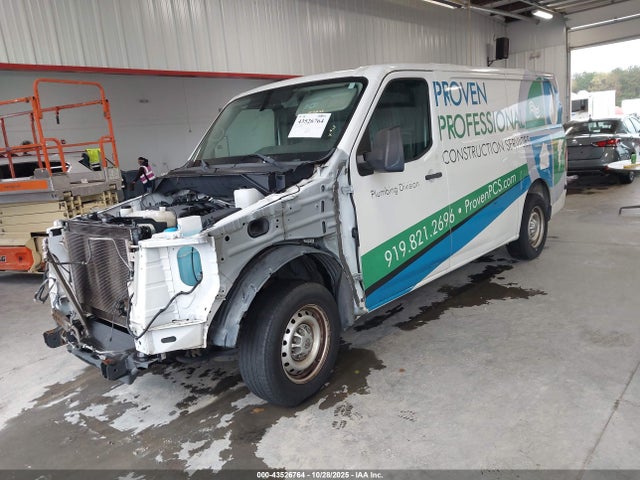 43526764 :رقم المزاد ، 1N6BF0KM8HN802265 vin ، 2017 Nissan Nv Cargo Nv1500 Sv V6 مزاد بيع