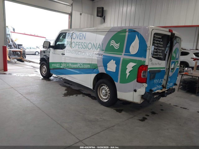 43526764 :رقم المزاد ، 1N6BF0KM8HN802265 vin ، 2017 Nissan Nv Cargo Nv1500 Sv V6 مزاد بيع