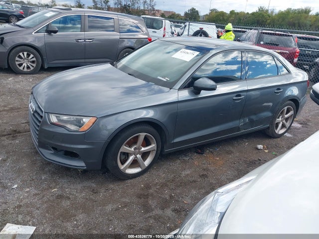 43526775 :رقم المزاد ، WAUACGFF8F1011859 vin ، 2015 Audi A3 1.8t Premium مزاد بيع