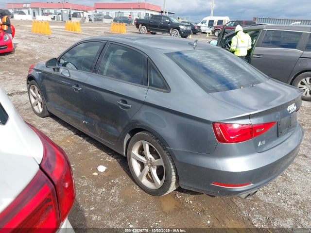 43526775 :رقم المزاد ، WAUACGFF8F1011859 vin ، 2015 Audi A3 1.8t Premium مزاد بيع