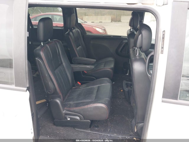2C4RDGEG4KR538140 Dodge Grand Caravan Gt