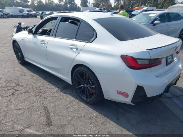 2024 BMW 3 SERIES 3MW39FS05R8D84490 Photo 2