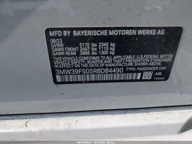 2024 BMW 3 SERIES 3MW39FS05R8D84490 Photo 8