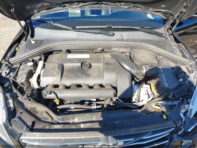 2016 VOLVO XC60 YV4902RM6G2780123 Photo 9