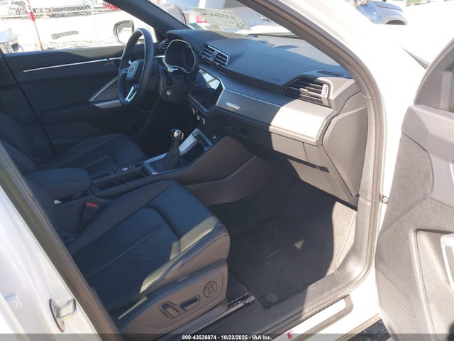 2025 AUDI Q3 WA1DECF38S1012703 Photo 4