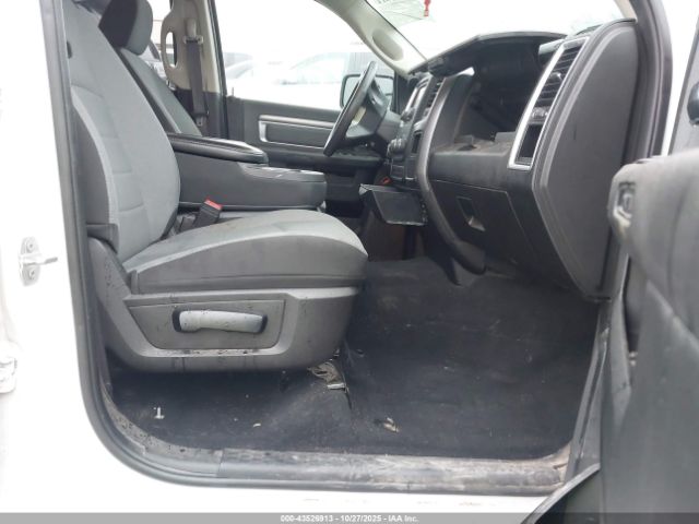 2021 RAM 1500 CLASSIC 1C6RR7TT8MS521612 Photo 4