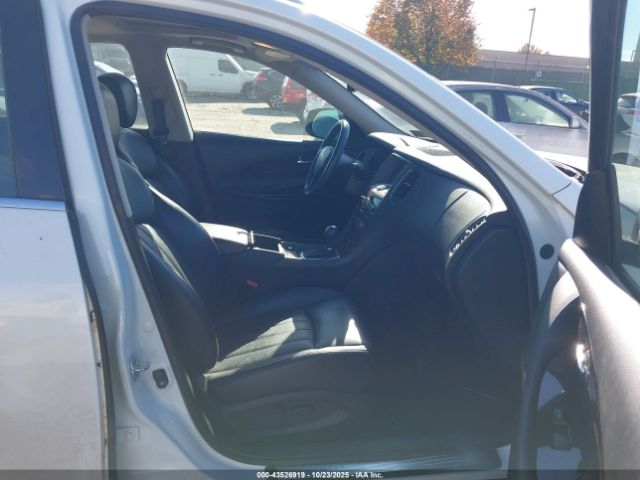 2017 INFINITI QX50 JN1BJ0RR5HM415409 Photo 4