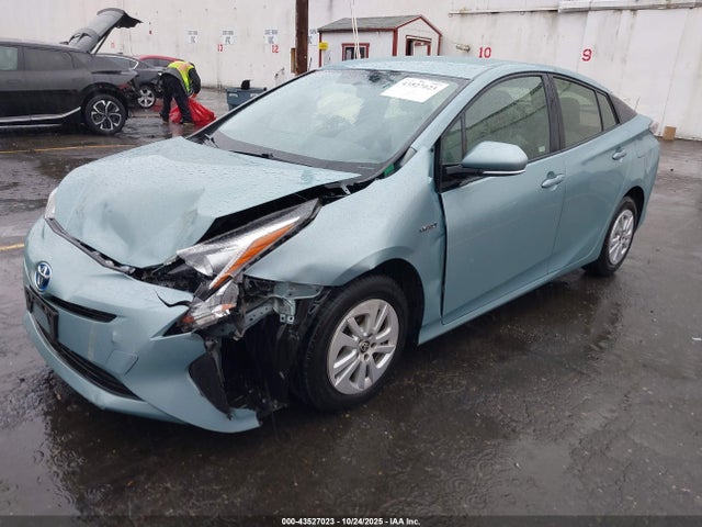 JTDKBRFU3G3017093 Toyota Prius Two