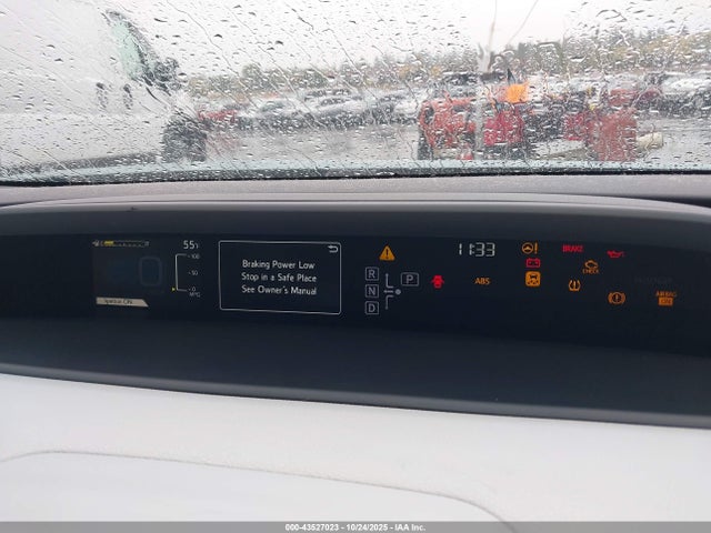 JTDKBRFU3G3017093 Toyota Prius Two