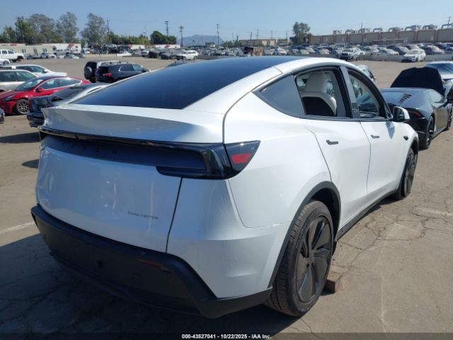 2026 TESLA MODEL Y 7SAYGDEE7TF348543 Photo 3