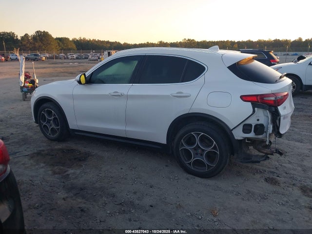 Alfa Romeo Stelvio 2018 ZASFAKBN9J7B76119 Image 15