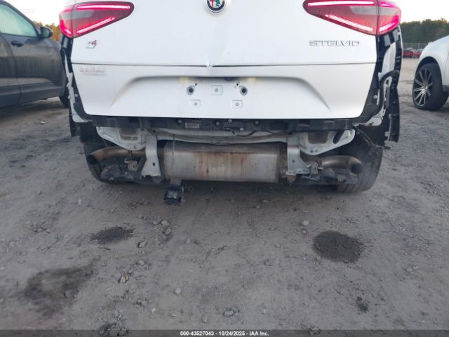 2018 ALFA ROMEO STELVIO ZASFAKBN9J7B76119 Photo 5