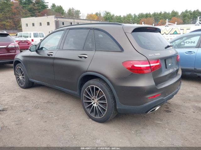 2016 MERCEDES-BENZ GLC 300 WDC0G4KB7GF102236 Photo 2
