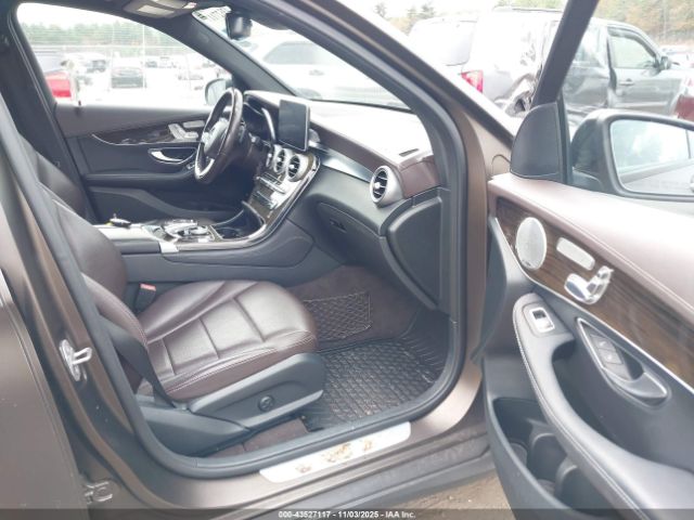 2016 MERCEDES-BENZ GLC 300 WDC0G4KB7GF102236 Photo 4