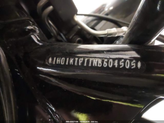 2022 HARLEY-DAVIDSON FLTRXS 1HD1KTP11NB604505 Photo 9