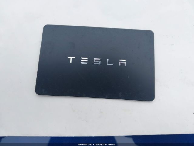 2024 TESLA MODEL Y 7SAYGDEE4RF988024 Photo 10