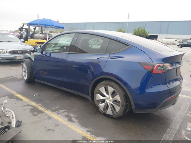 2024 TESLA MODEL Y 7SAYGDEE4RF988024 Photo 2