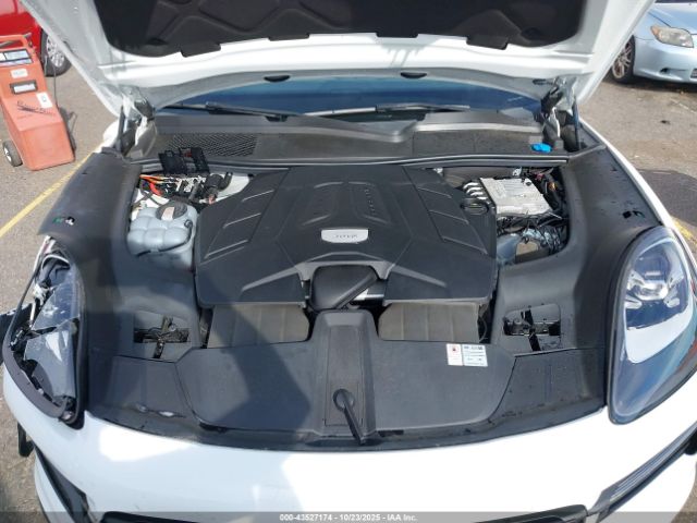 2021 PORSCHE CAYENNE WP1AA2AY9MDA04949 Photo 9