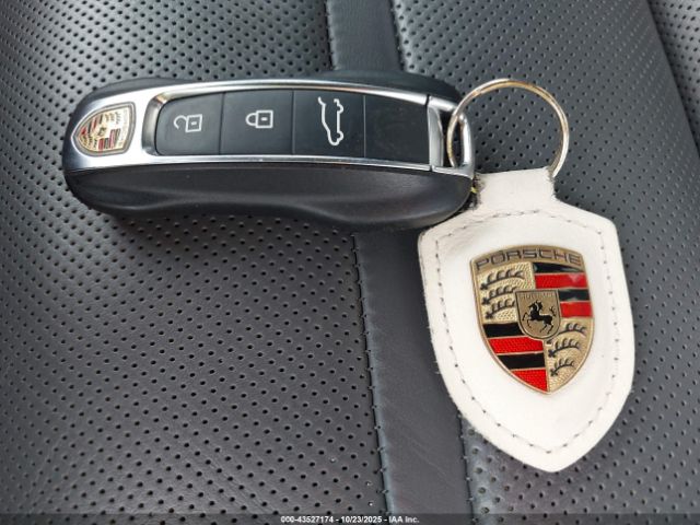 2021 PORSCHE CAYENNE WP1AA2AY9MDA04949 Photo 10