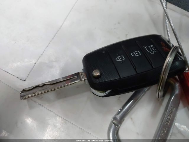 2019 KIA SOUL KNDJN2A26K7641374 Photo 10