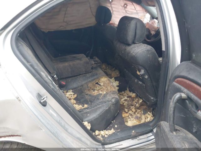 2005 ACURA RL JH4KB16515C011895 Photo 7