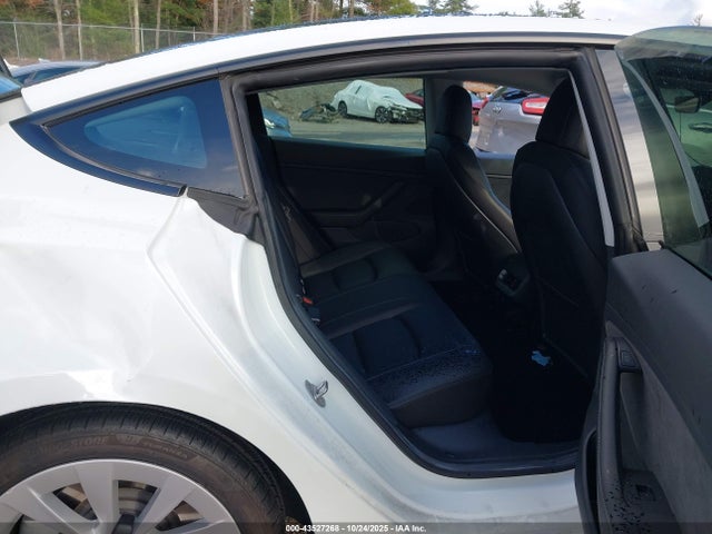 2021 TESLA MODEL 3 5YJ3E1EB1MF850001 Photo 7