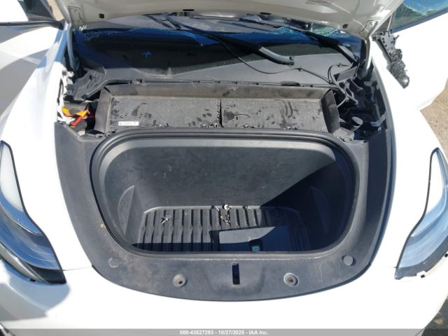 2022 TESLA MODEL Y 7SAYGDEE0NF379863 Photo 9