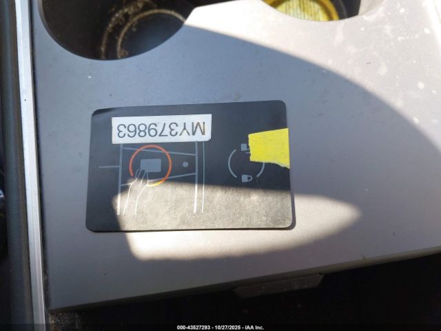 2022 TESLA MODEL Y 7SAYGDEE0NF379863 Photo 10