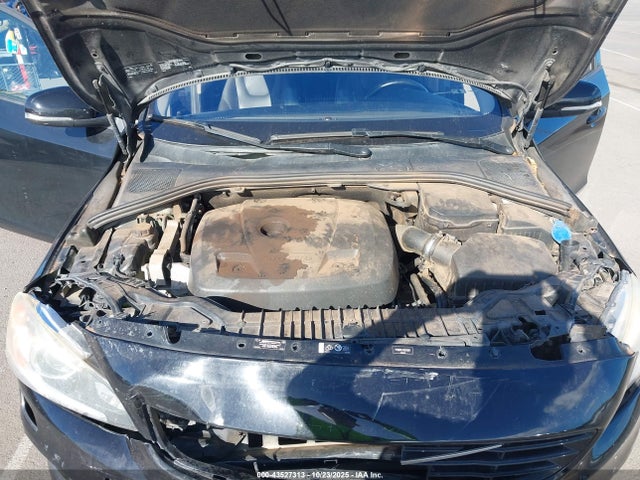 2017 VOLVO S60 YV126MFL7H2421871 Photo 9