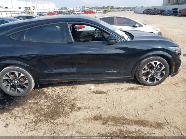 Ford Mustang Mach-e Premium 2023 3FMTK3SU5PMA69844 Image 31
