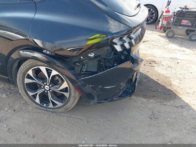 Ford Mustang Mach-e Premium 2023 3FMTK3SU5PMA69844 Image 24