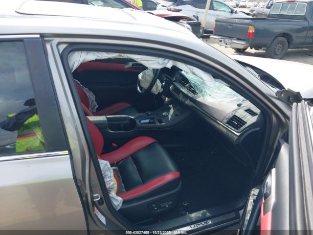 2016 LEXUS CT 200H JTHKD5BH9G2269799 Photo 4