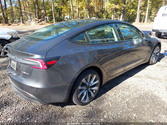 2025 TESLA MODEL 3 5YJ3E1EB3SF936083 Photo 3