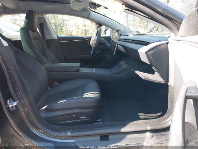2025 TESLA MODEL 3 5YJ3E1EB3SF936083 Photo 4