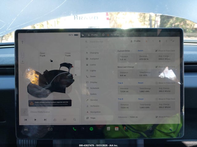 2025 TESLA MODEL 3 5YJ3E1EB3SF936083 Photo 6