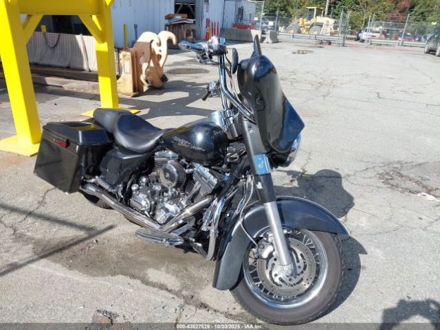 2007 HARLEY-DAVIDSON FLHX 1HD1KB4197Y716581