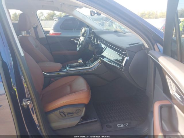2021 AUDI Q7 WA1LJAF70MD027972 Photo 4