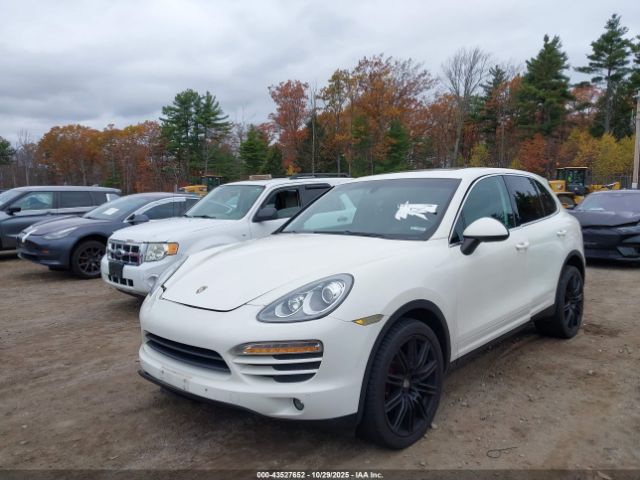 2011 PORSCHE CAYENNE WP1AA2A29BLA04349 Photo 1
