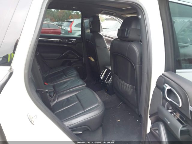 2011 PORSCHE CAYENNE WP1AA2A29BLA04349 Photo 7