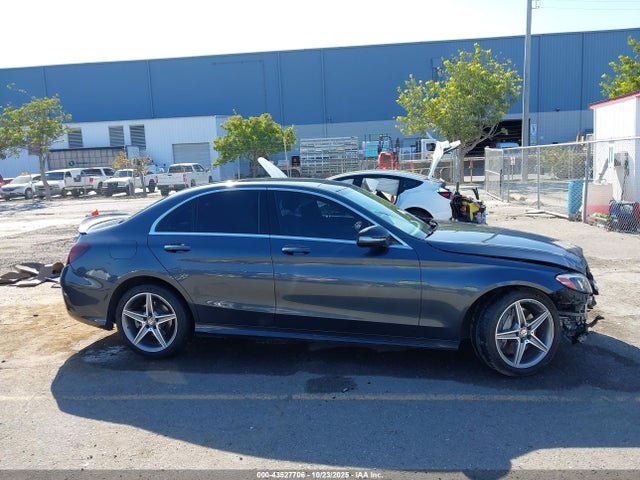 55SWF4KB0FU042708 Mercedes-Benz C 300 Sport 4matic