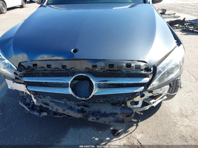 55SWF4KB0FU042708 Mercedes-Benz C 300 Sport 4matic