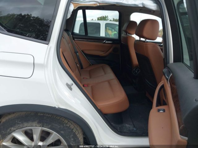 2016 BMW X3 5UXWX9C56G0D74187 Photo 7